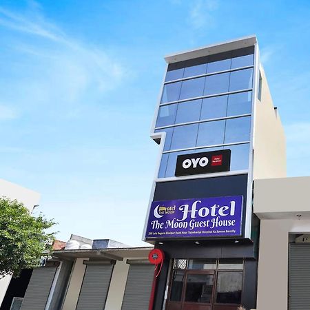 Hotel O The Moon Bareilly Ngoại thất bức ảnh