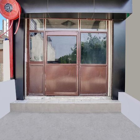 Hotel O The Moon Bareilly Ngoại thất bức ảnh